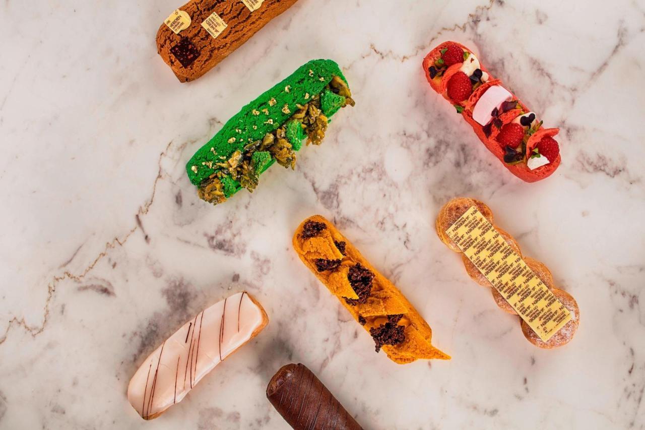 Le Meridien City Centre Bahrain Манама Екстериор снимка An assortment of éclairs